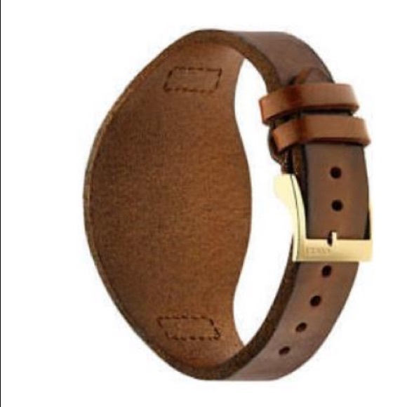 Gucci men’s snake leather COLLECTIBLE watch Swiss - Picture 2 of 4